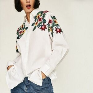 Zara White Embroidered Floral Button Down Shirt Sz Small Oversized